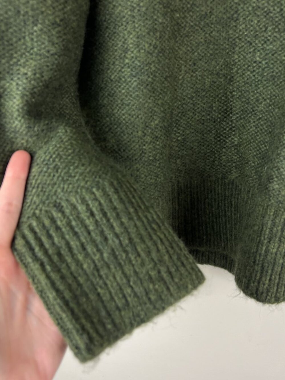 NWT Banana Republic Mangrove Tree Oversized Turtleneck Sweater - Picture 3 of 7